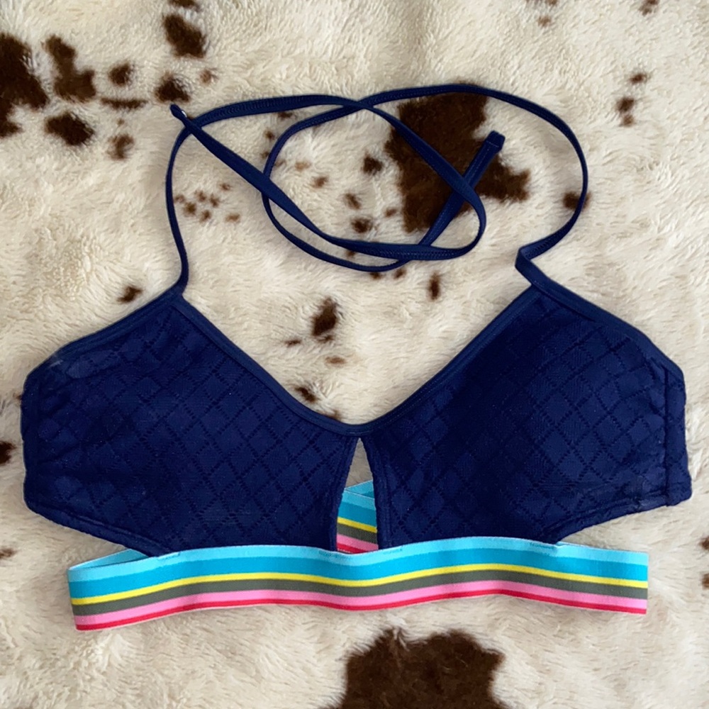 Bathing suit top